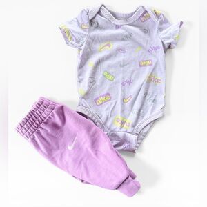 Nike Lavender Baby Bodysuit and Lilac Sweatpants Set 3 months